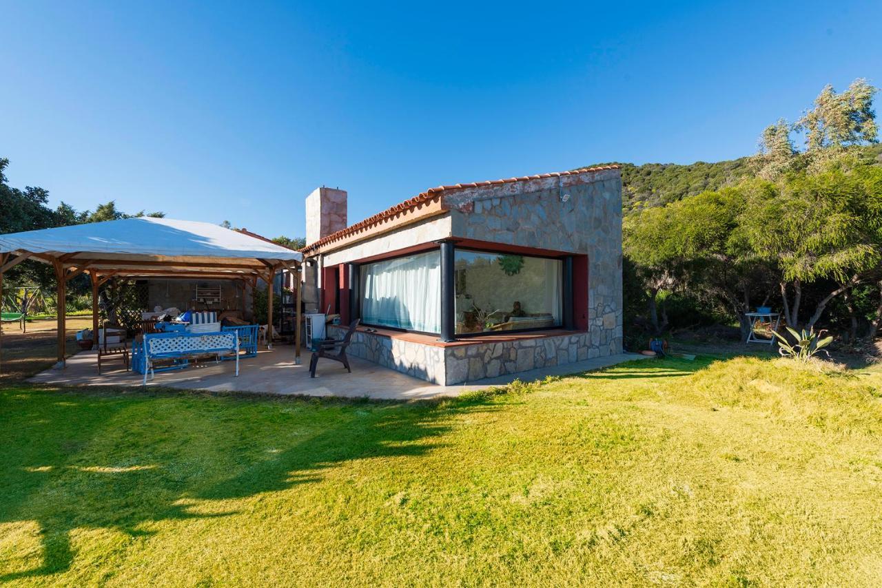 B&B Bithia Chia Exterior photo