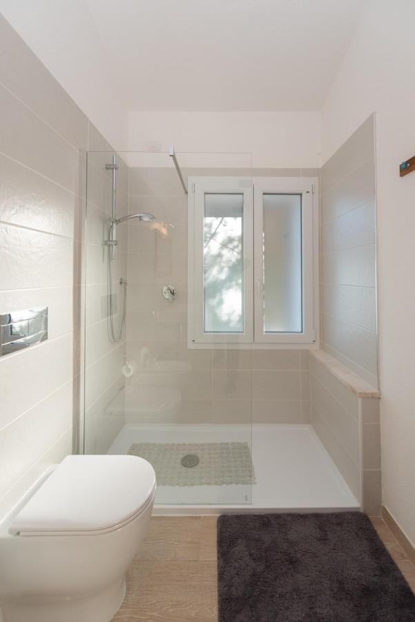 B&B Bithia Chia Exterior photo